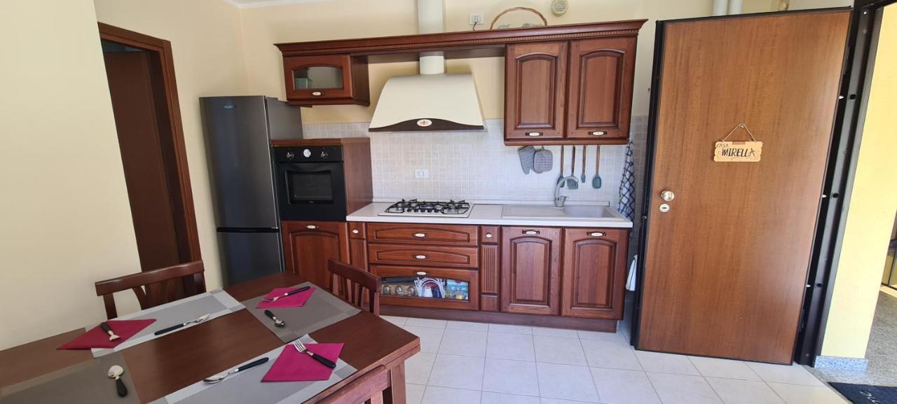 Casa Mirella - Appartamento Zona Bellagio Magreglio Buitenkant foto