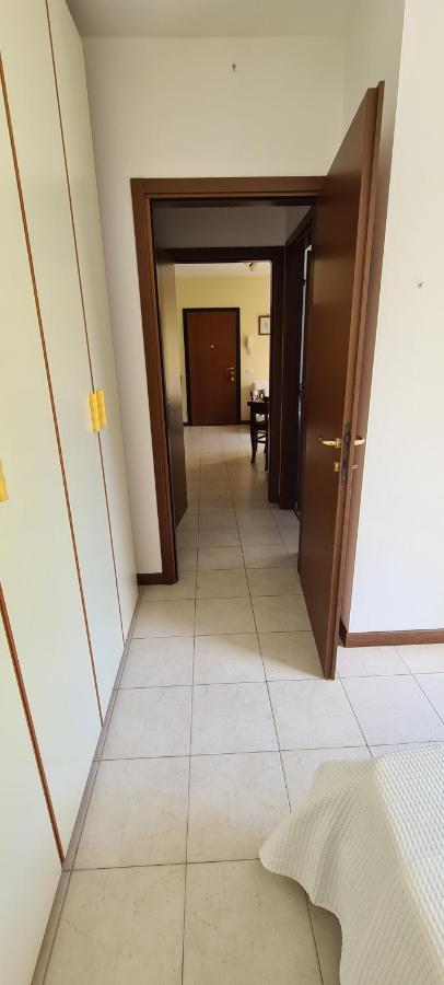 Casa Mirella - Appartamento Zona Bellagio Magreglio Buitenkant foto