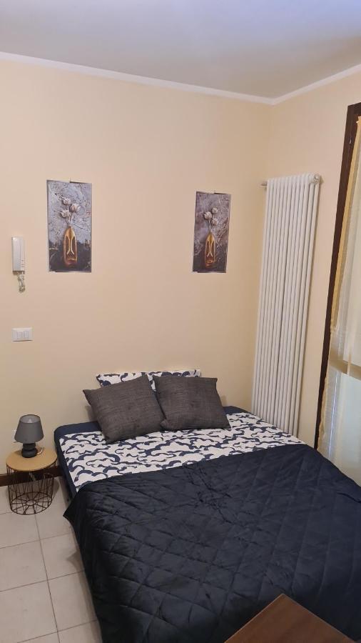 Casa Mirella - Appartamento Zona Bellagio Magreglio Buitenkant foto