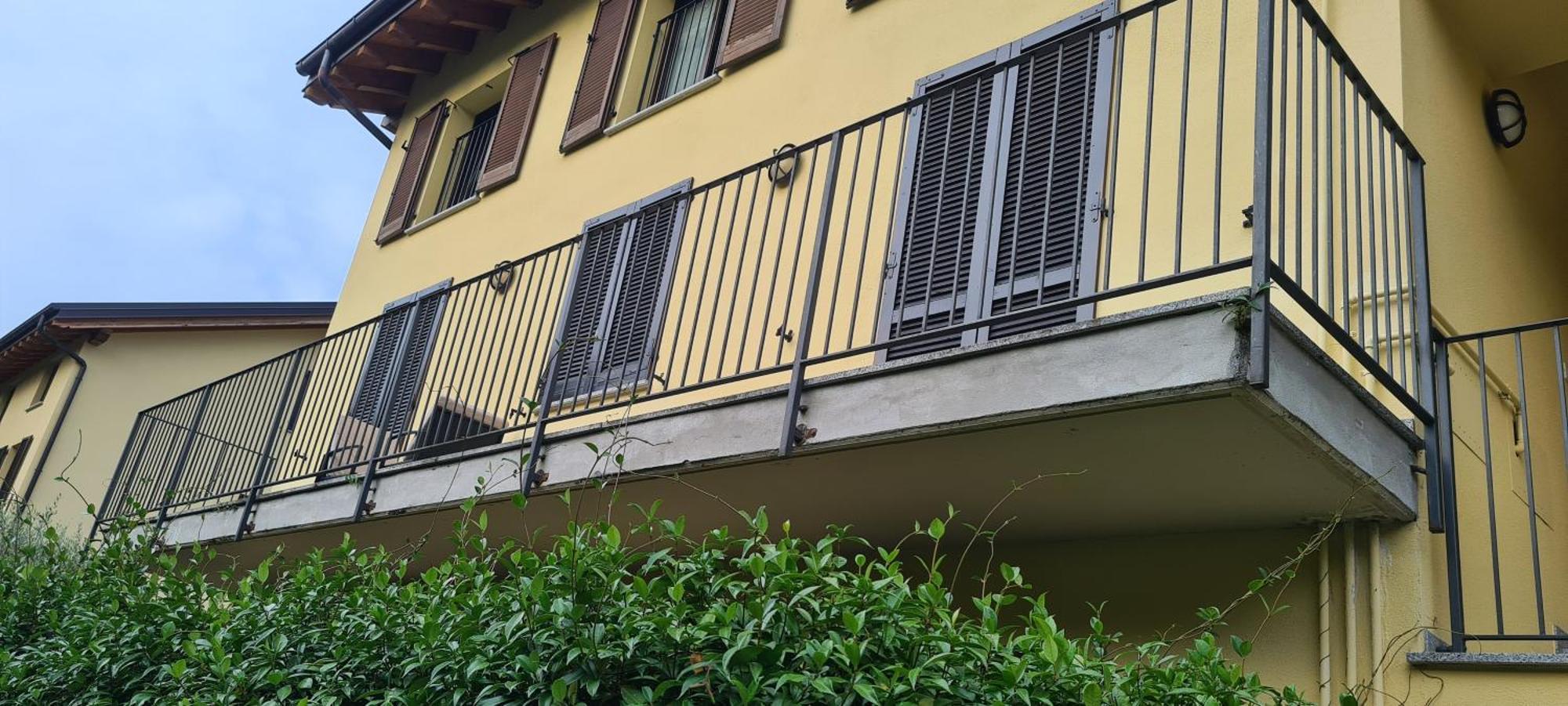 Casa Mirella - Appartamento Zona Bellagio Magreglio Buitenkant foto